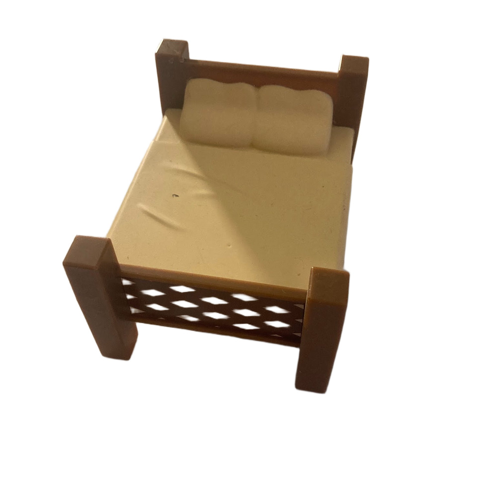 Bluey BIG BED for Home Playset Parents Bedroom Mom and Dad Bandit Chilli